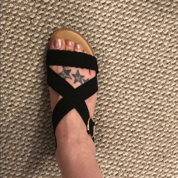 Qupid Braided x band Black Sandals - Picture 5 of 7